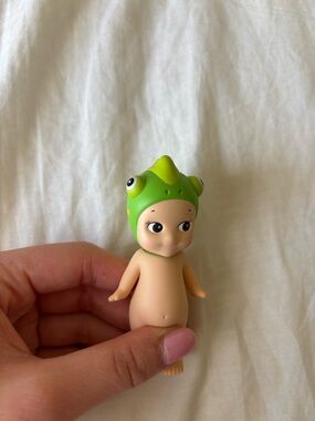 Authentic Sonny Angel Chameleon